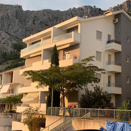 אומיס Apartments Beverly מראה חיצוני תמונה