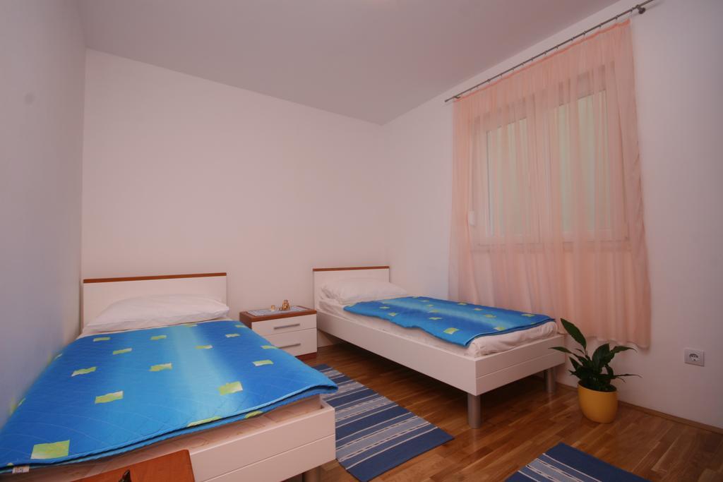 אומיס Apartments Beverly מראה חיצוני תמונה