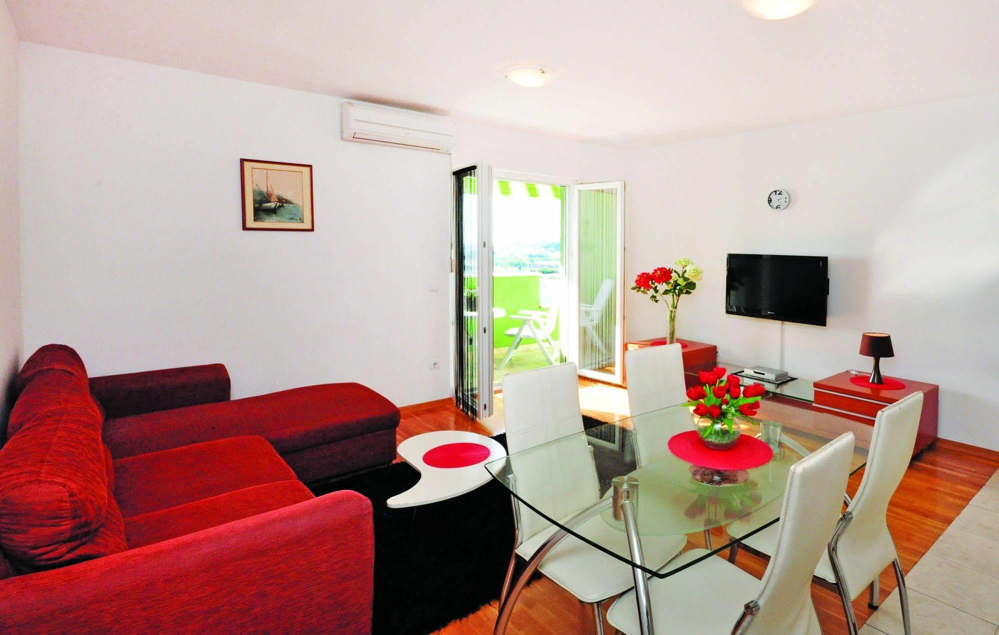 אומיס Apartments Beverly מראה חיצוני תמונה