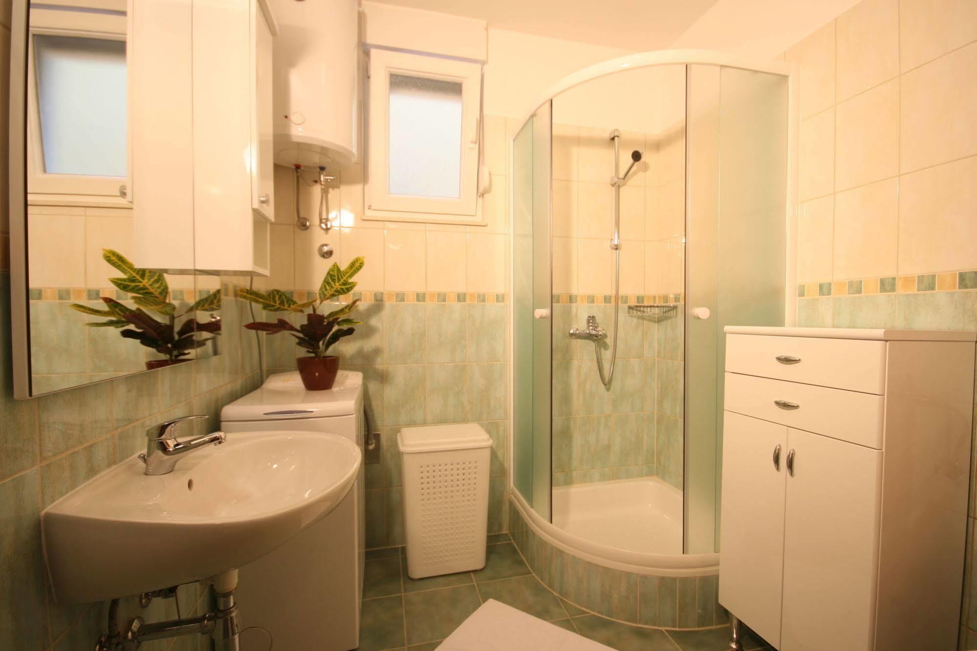 אומיס Apartments Beverly מראה חיצוני תמונה