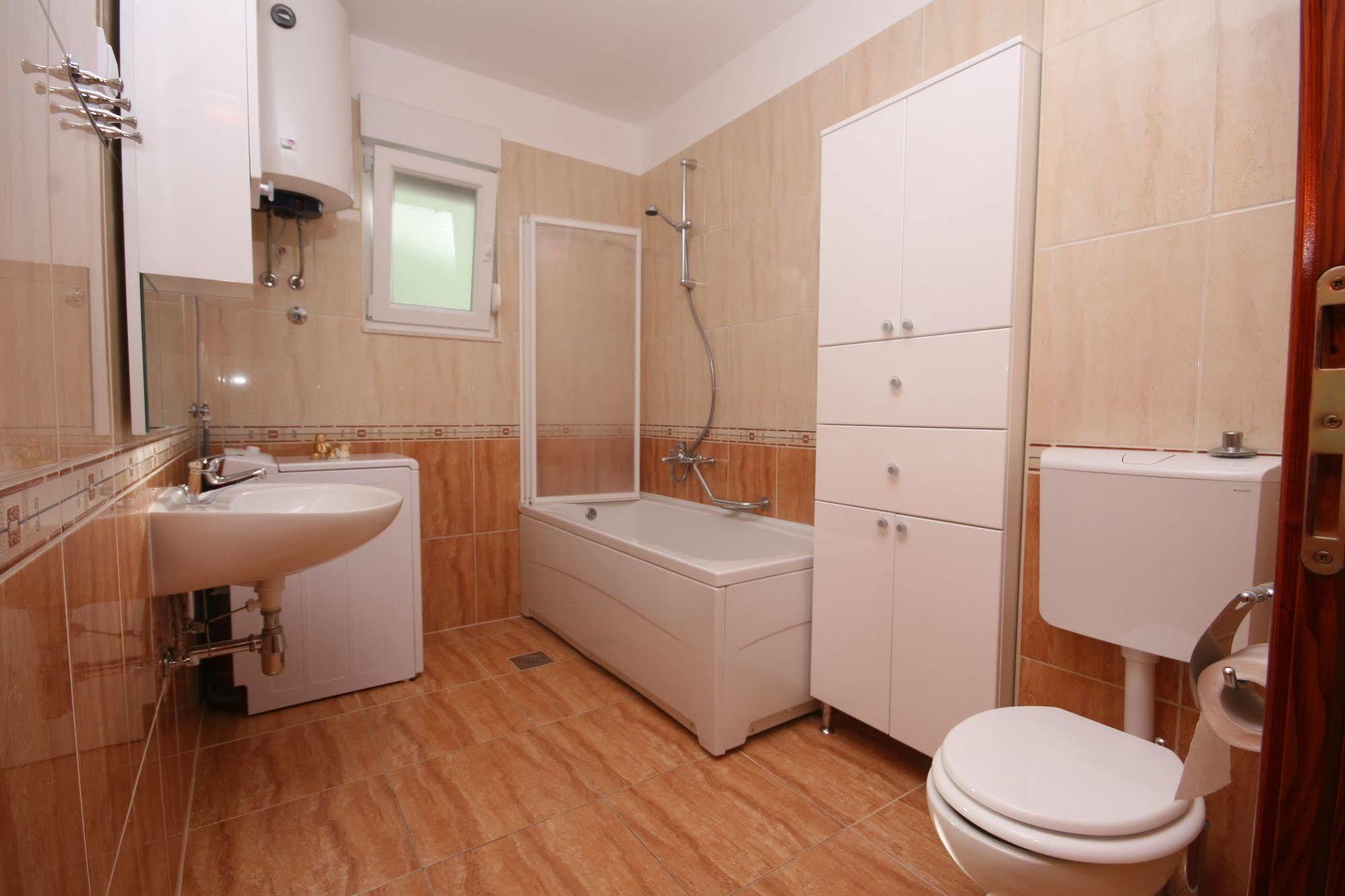 אומיס Apartments Beverly מראה חיצוני תמונה