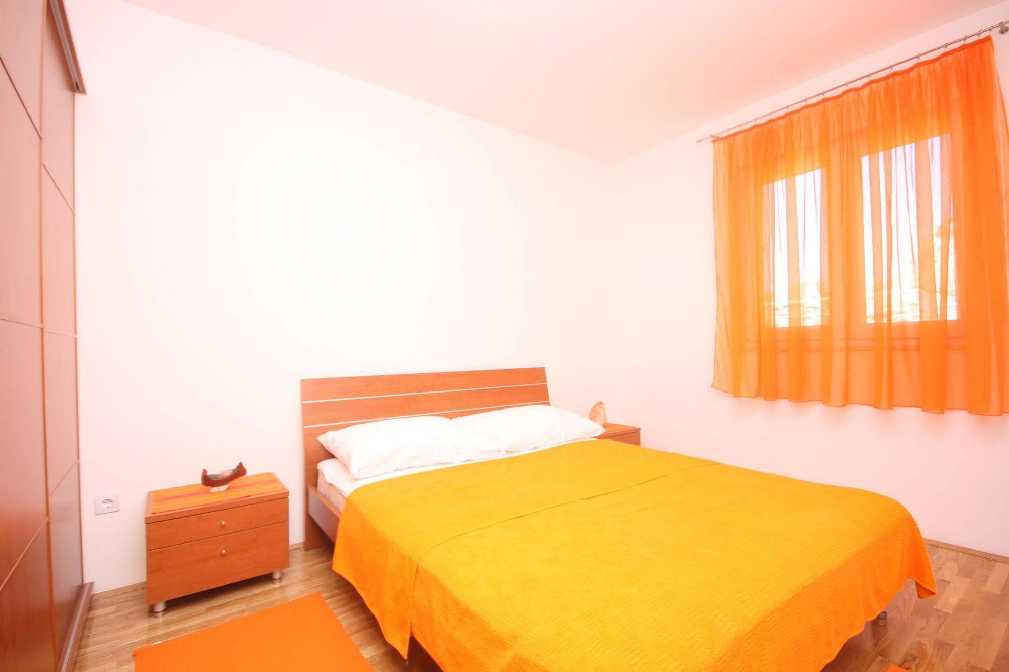 אומיס Apartments Beverly מראה חיצוני תמונה
